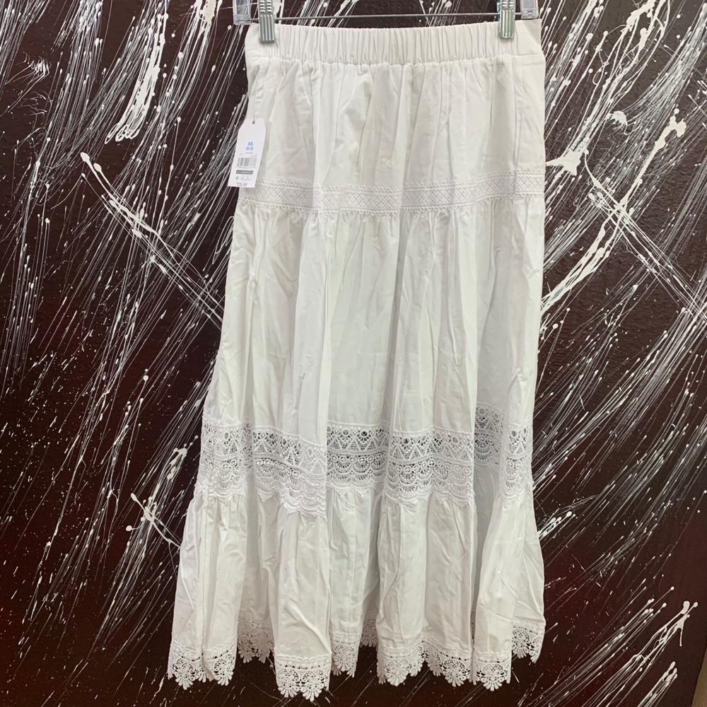Time and Tru White Crochet Lace Tiered Maxi Skirt XS 0-2 TT23100072037 Boho